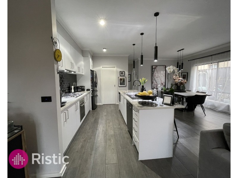 13 Hillerman Road, Wollert VIC 3750