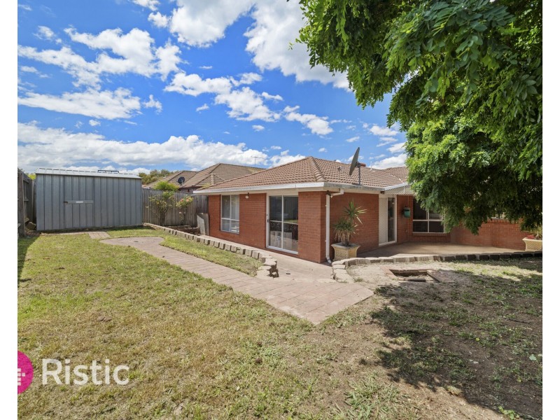 27 Jolly Terrace, South Morang VIC 3752