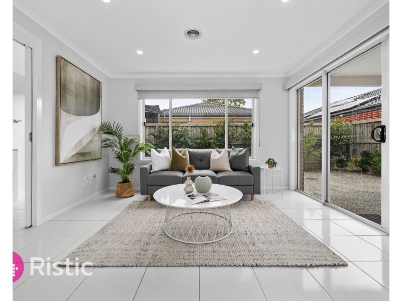 7 Clancy Way, Doreen VIC 3754