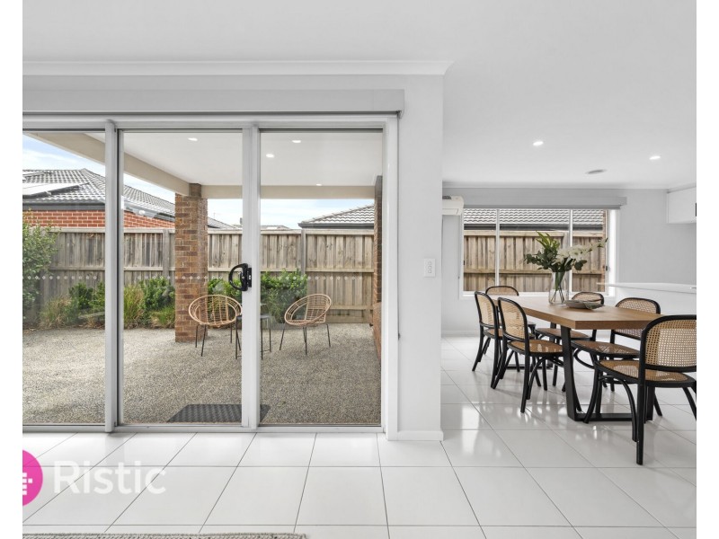 7 Clancy Way, Doreen VIC 3754