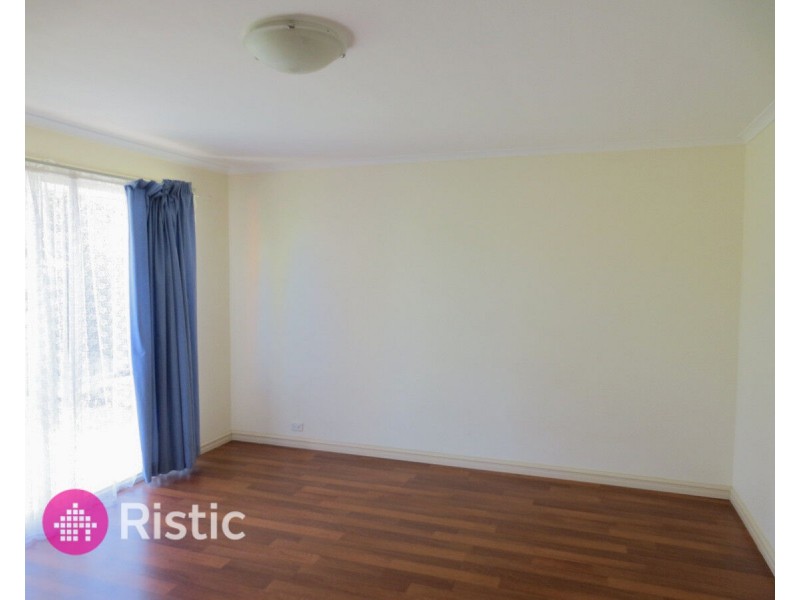 126 Redleap Avenue, Mill Park VIC 3082