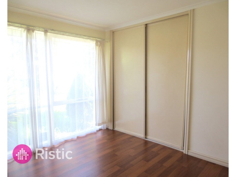 126 Redleap Avenue, Mill Park VIC 3082