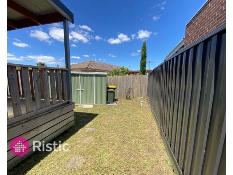 6 Brigette Court, Lalor VIC 3075