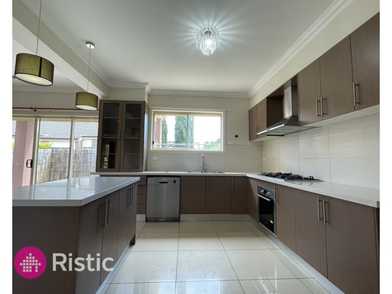 122 Lyndarum Drive, Epping VIC 3076