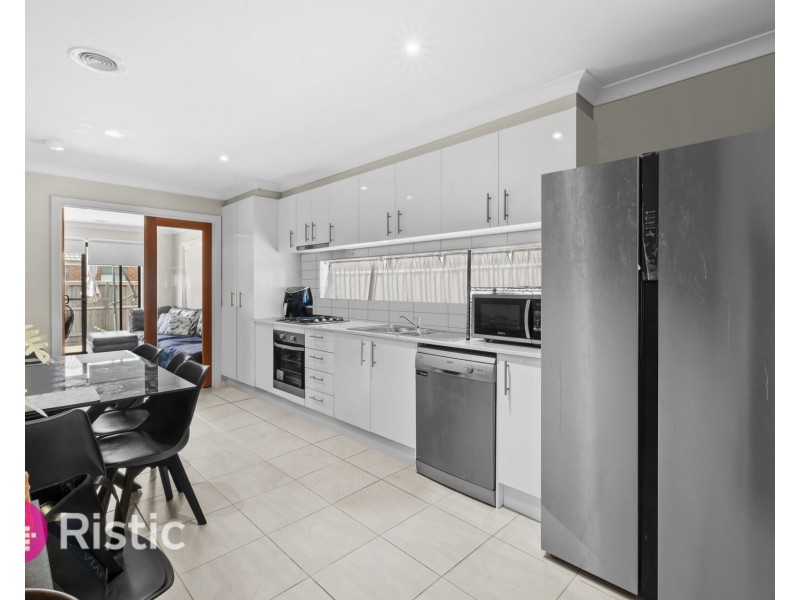 22 Taworri Crescent, Werribee VIC 3030