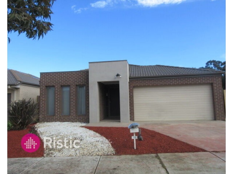13 Sanctum Circuit, Doreen VIC 3754