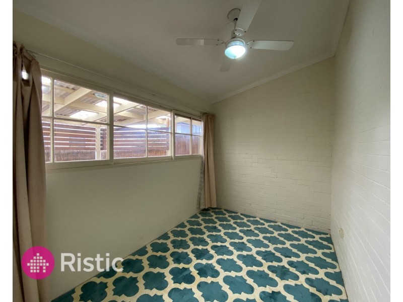 1/37 Olive Street, Reservoir VIC 3073