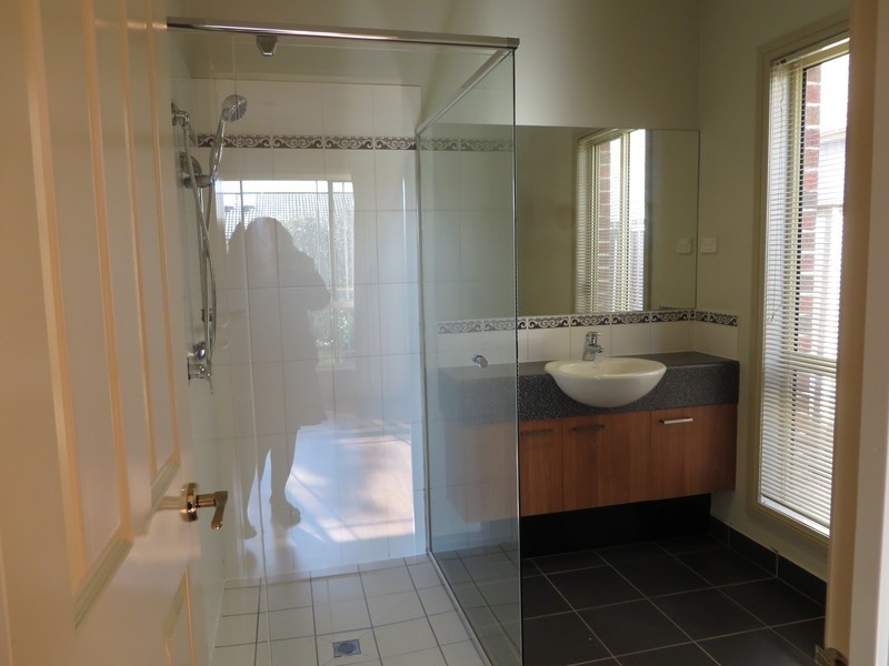 4 Nesting Court, Epping VIC 3076