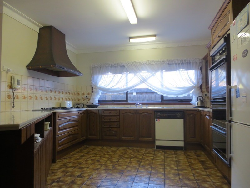 26 Coventry Crescent, Mill Park VIC 3082