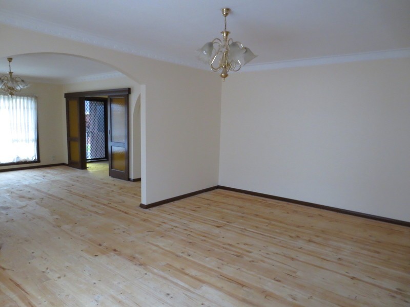 8 Fernshaw Street, Thomastown VIC 3074