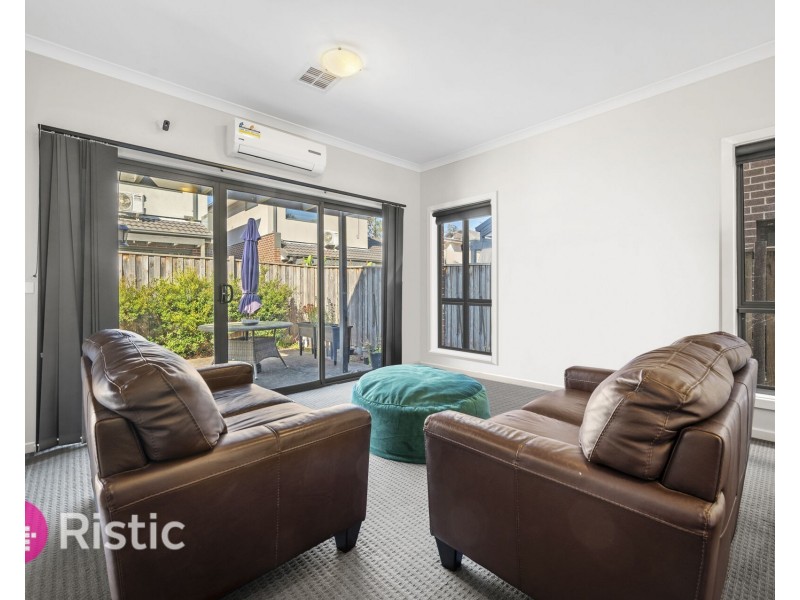 39 Burssi Circuit, Doreen VIC 3754