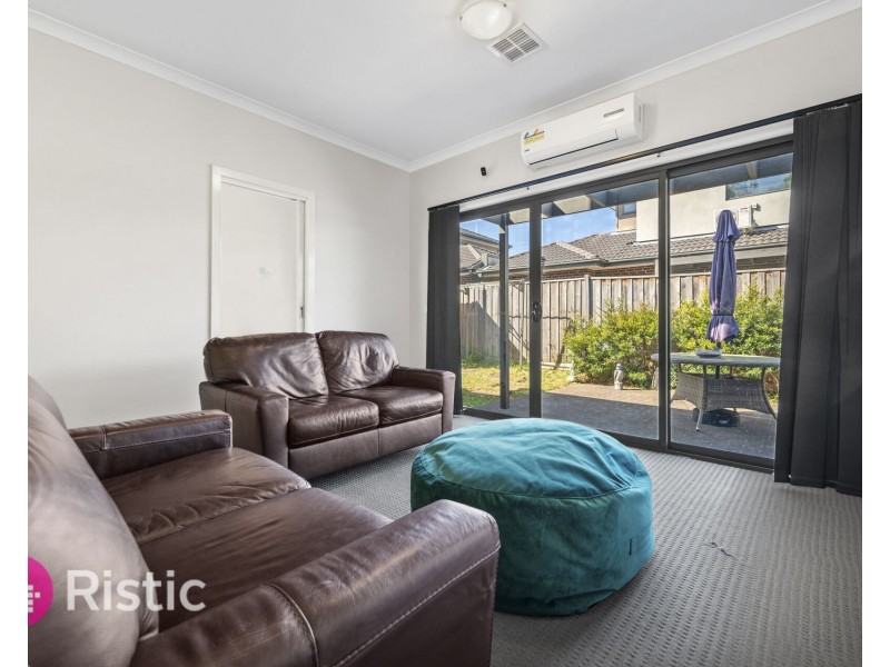 39 Burssi Circuit, Doreen VIC 3754