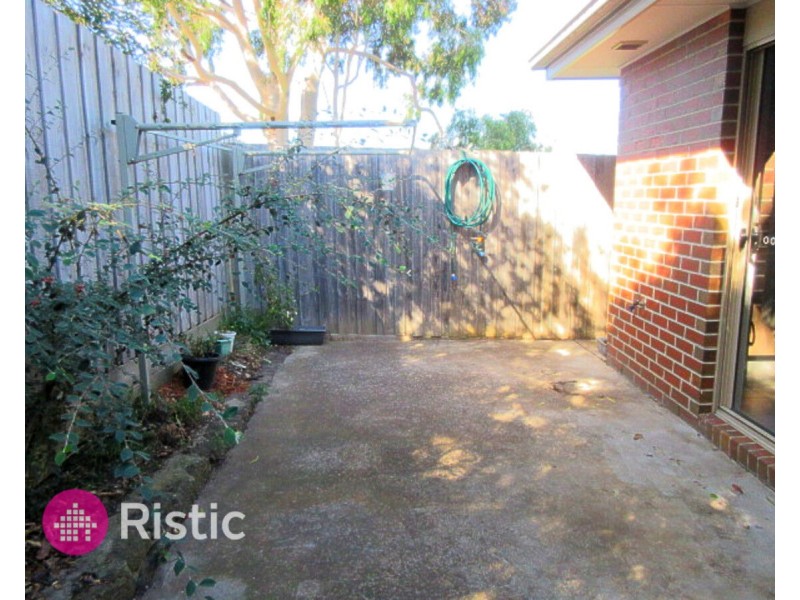 4/46 Chaleyer Street, Reservoir VIC 3073