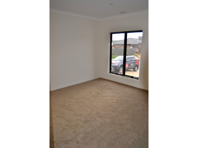 9 Bergamot Way, South Morang VIC 3752