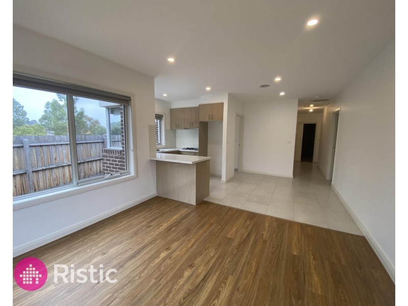 4/5 Tooth Court, Mill Park VIC 3082