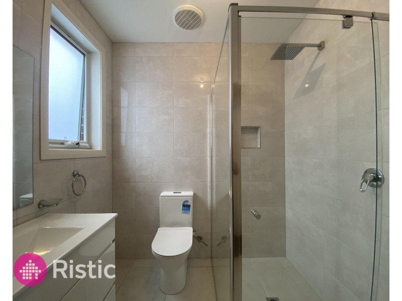 4/5 Tooth Court, Mill Park VIC 3082