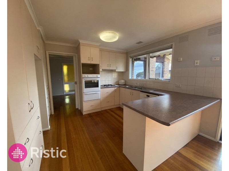 363 Childs Road, Mill Park VIC 3082
