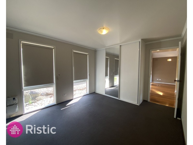 363 Childs Road, Mill Park VIC 3082