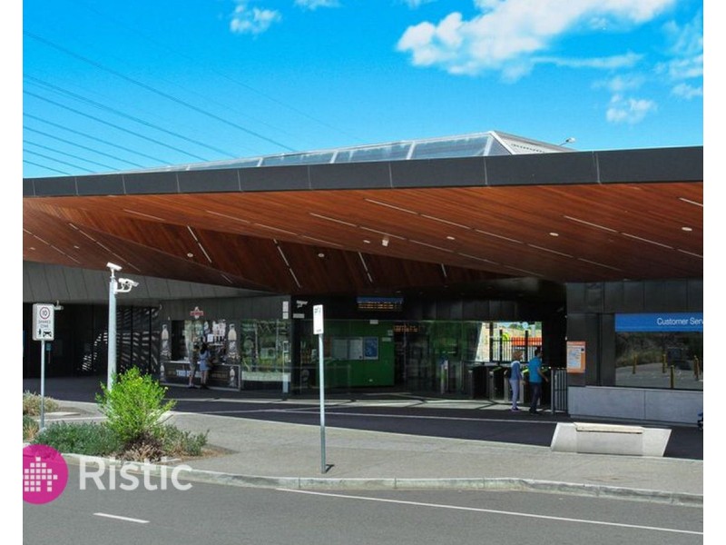 21 Gorman Drive, Mill Park VIC 3082