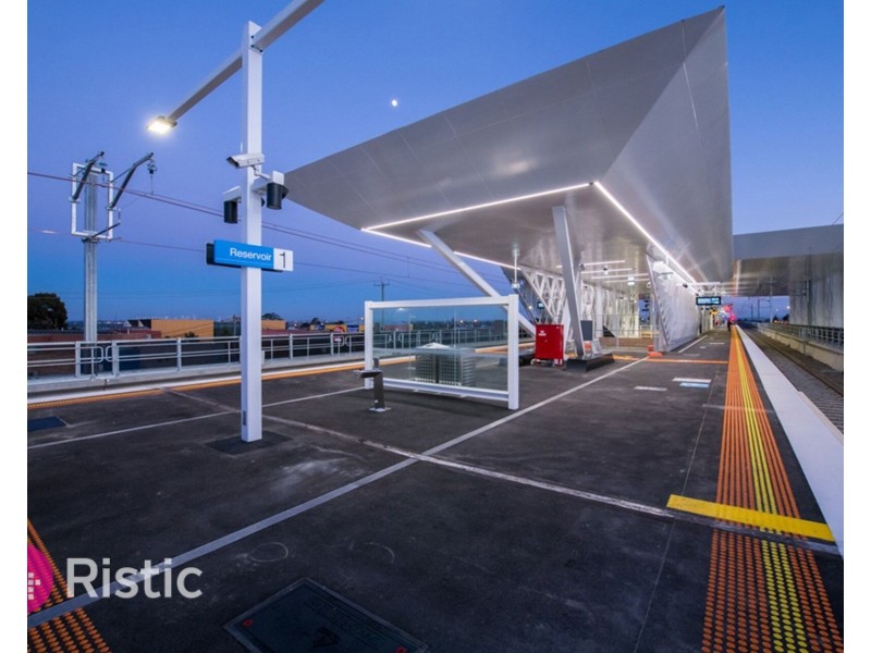 1/26 Cheddar Road, Reservoir VIC 3073