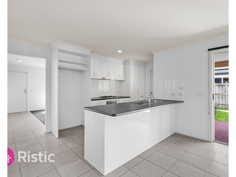 145 Webster Way, Pakenham VIC 3810