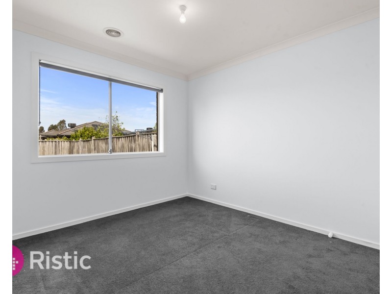 145 Webster Way, Pakenham VIC 3810