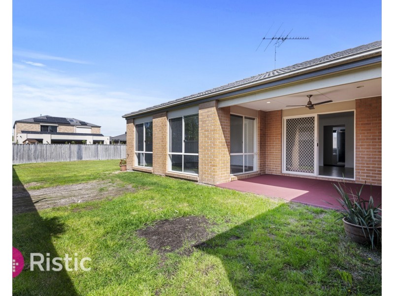145 Webster Way, Pakenham VIC 3810