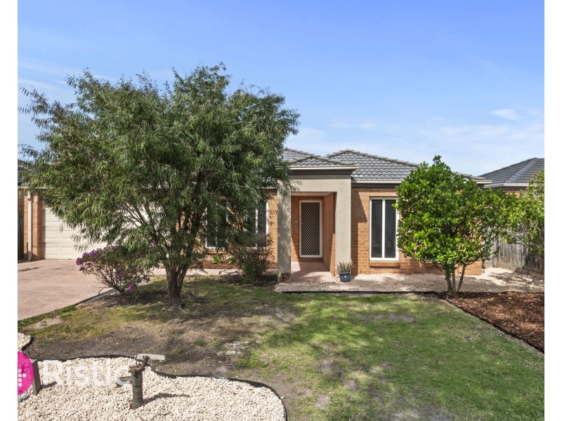 145 Webster Way, Pakenham VIC 3810