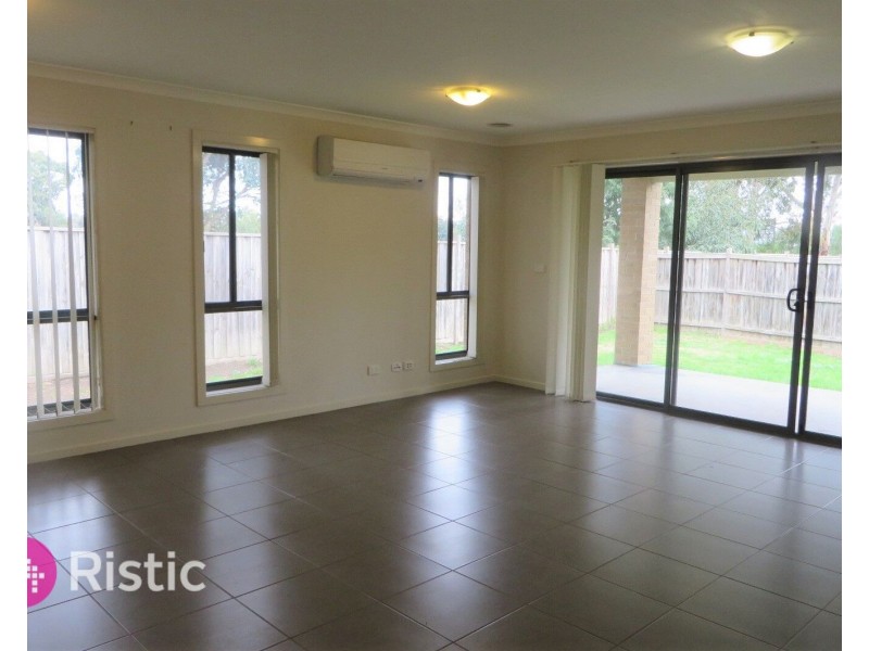 19 Cootamundra Road, Doreen VIC 3754