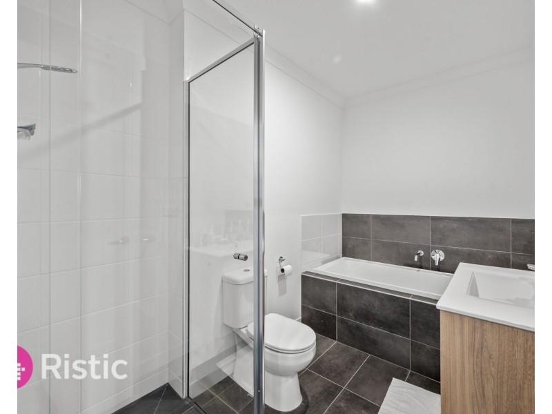 6 Barool Street, Wollert VIC 3750
