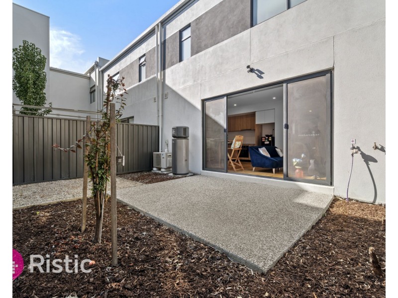 6 Barool Street, Wollert VIC 3750