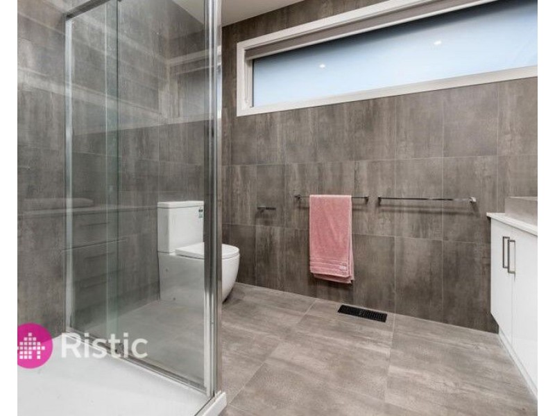 1/2 Keats Court, Bundoora VIC 3083