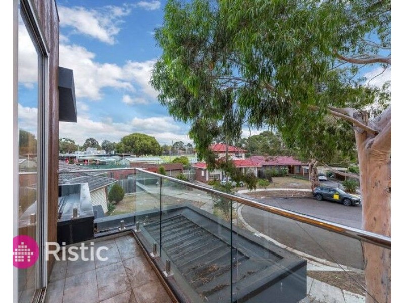 1/2 Keats Court, Bundoora VIC 3083