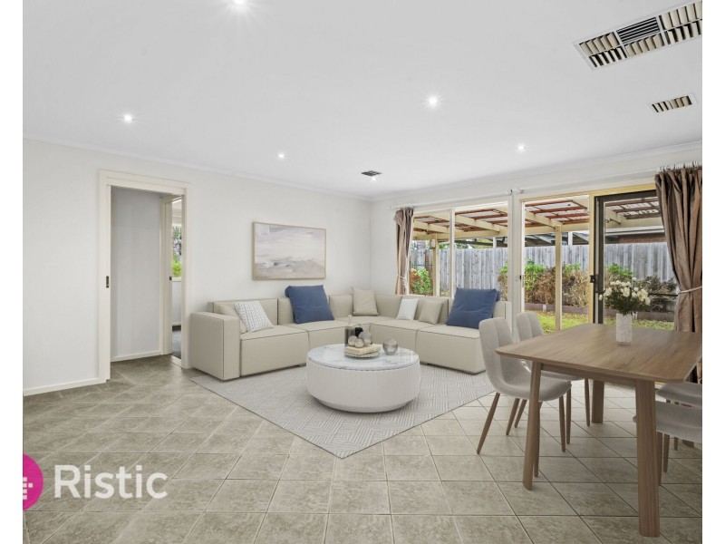 7 Burridge Close, Mill Park VIC 3082