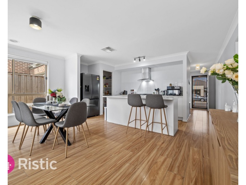 20 Abloom View, Mickleham VIC 3064