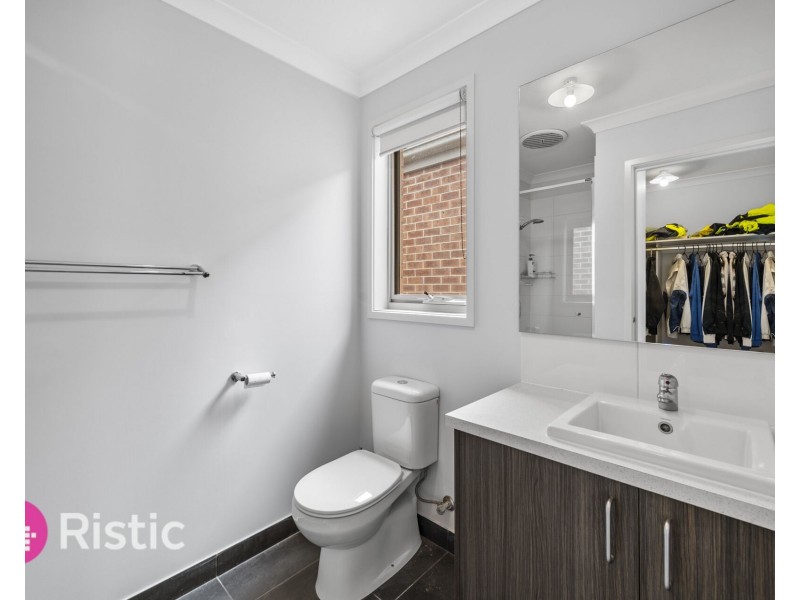 20 Abloom View, Mickleham VIC 3064