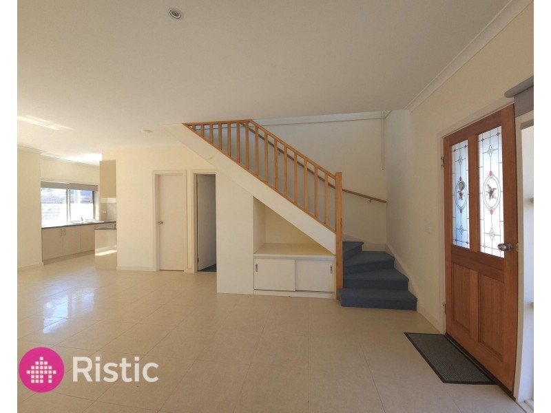 1/32 Maxwell Street, Lalor VIC 3075