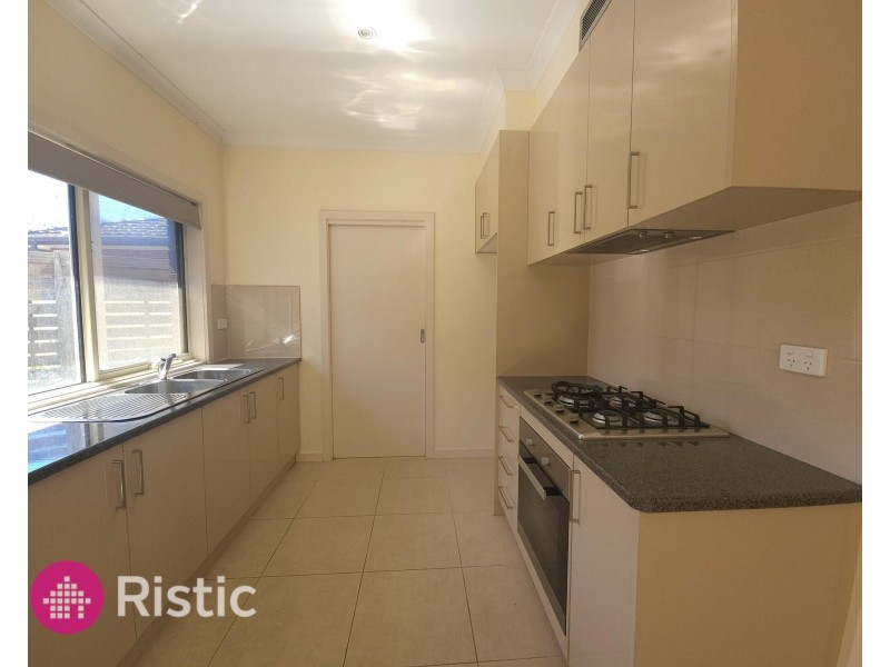 1/32 Maxwell Street, Lalor VIC 3075