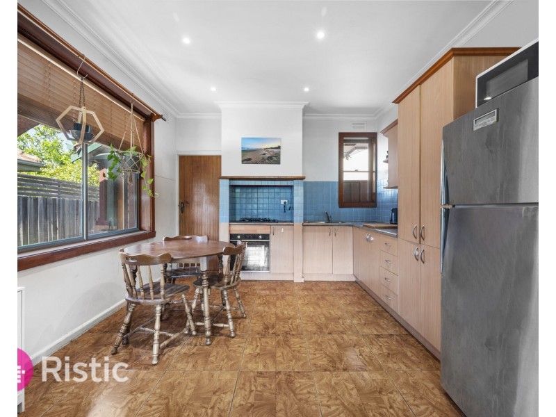 19 Coleman Crescent, Reservoir VIC 3073
