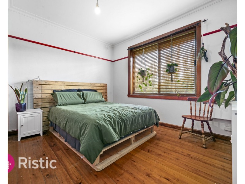 19 Coleman Crescent, Reservoir VIC 3073