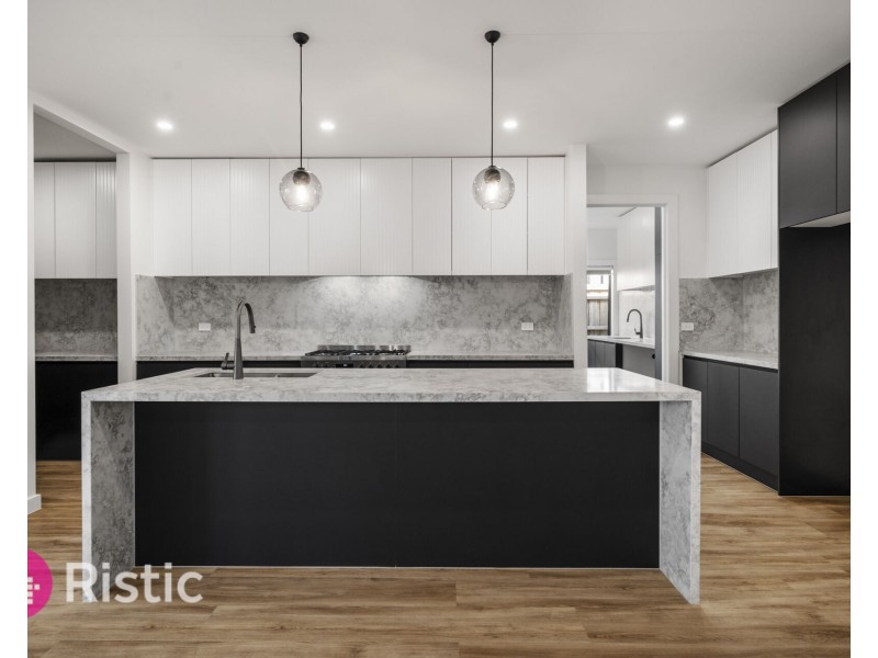 40 Varanasi Drive, Wollert VIC 3750