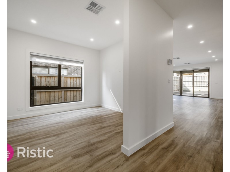 40 Varanasi Drive, Wollert VIC 3750