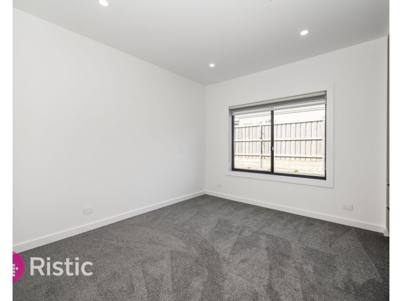 40 Varanasi Drive, Wollert VIC 3750
