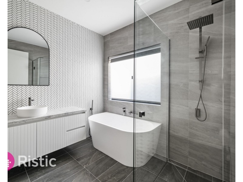 40 Varanasi Drive, Wollert VIC 3750