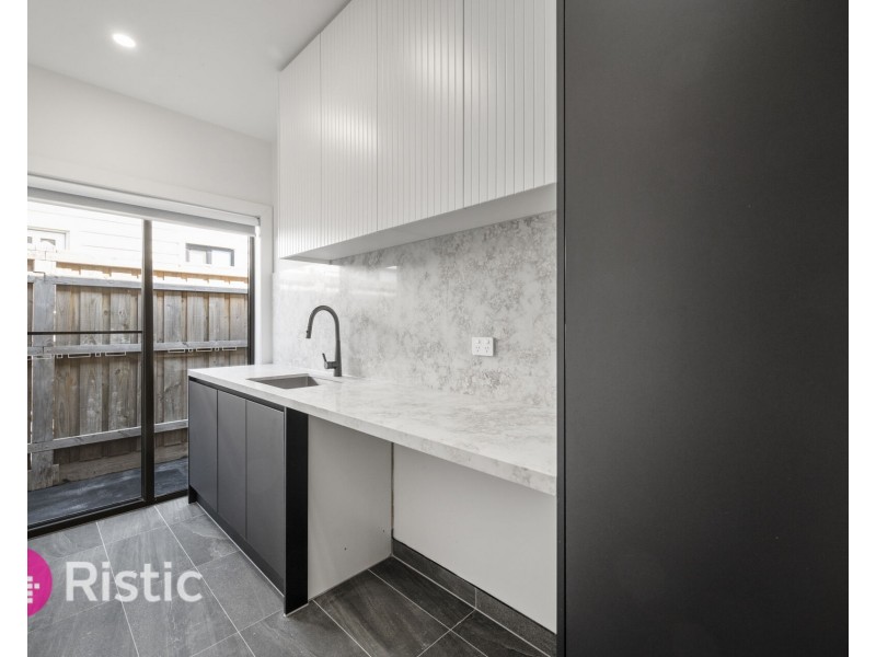 40 Varanasi Drive, Wollert VIC 3750