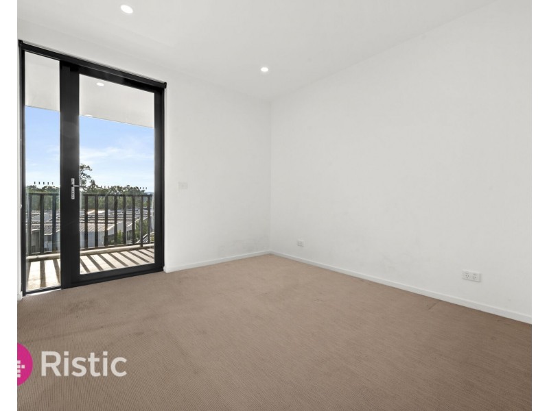 307/24 Oleander Drive, Mill Park VIC 3082