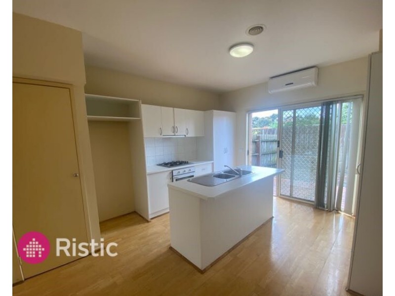 8/83 Rufus Street, Epping VIC 3076