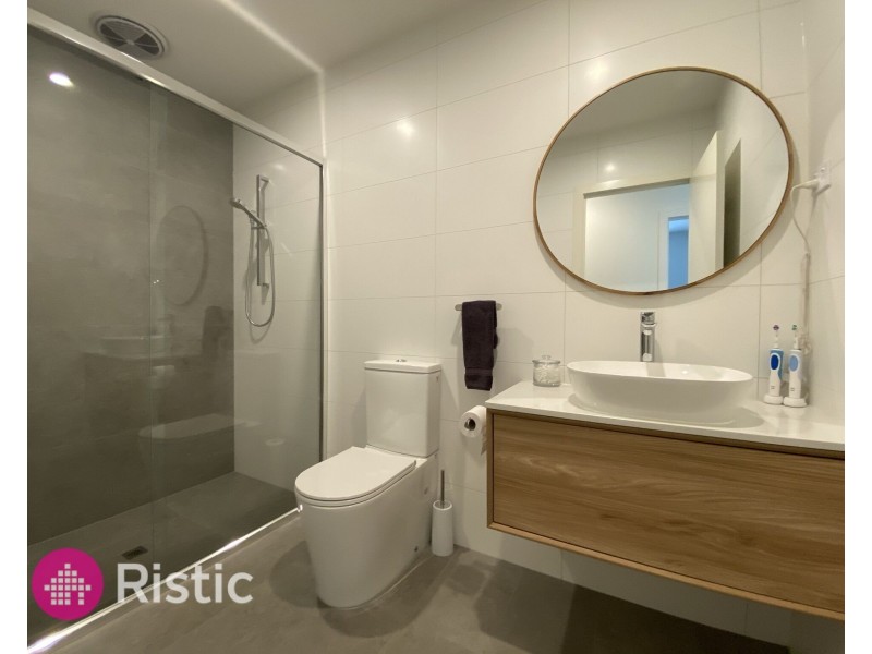 2/84-86 Howard Street, Reservoir VIC 3073