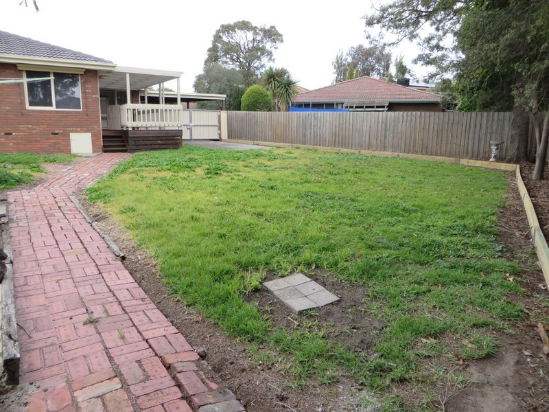 9 Matthews Court, Mill Park VIC 3082
