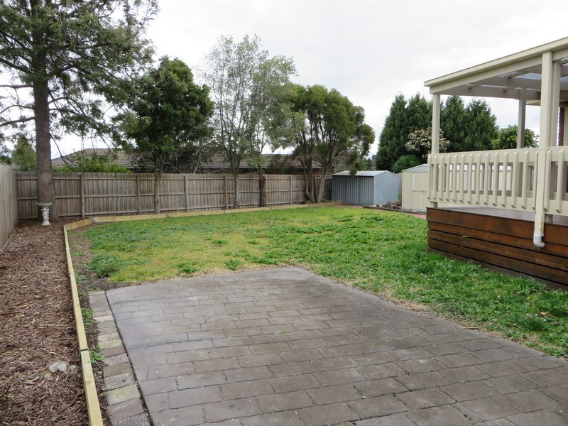 9 Matthews Court, Mill Park VIC 3082